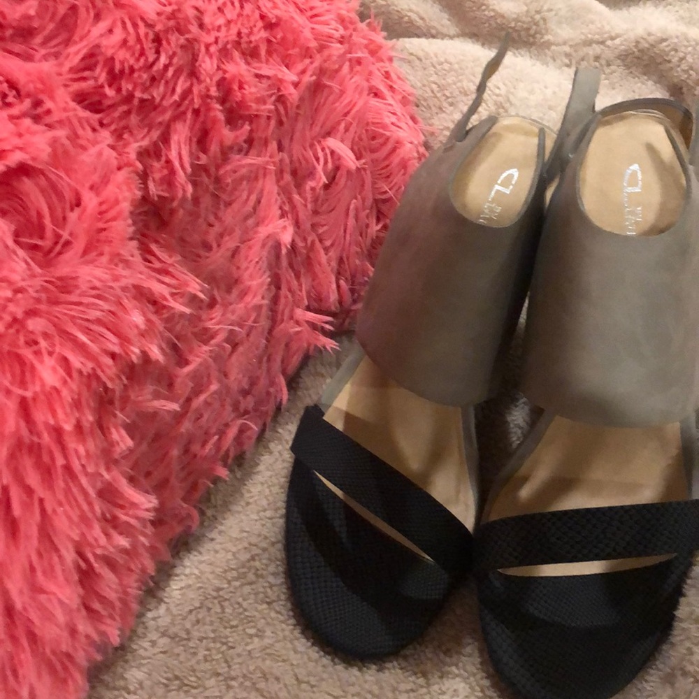NWOT Cute wedges